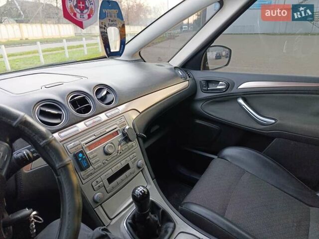 Бежевый Форд С-Макс, объемом двигателя 2 л и пробегом 336 тыс. км за 5900 $, фото 72 на Automoto.ua