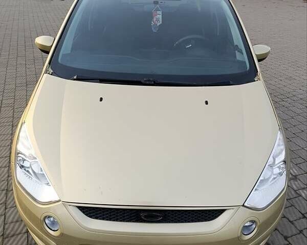 Бежевый Форд С-Макс, объемом двигателя 2 л и пробегом 336 тыс. км за 5900 $, фото 7 на Automoto.ua