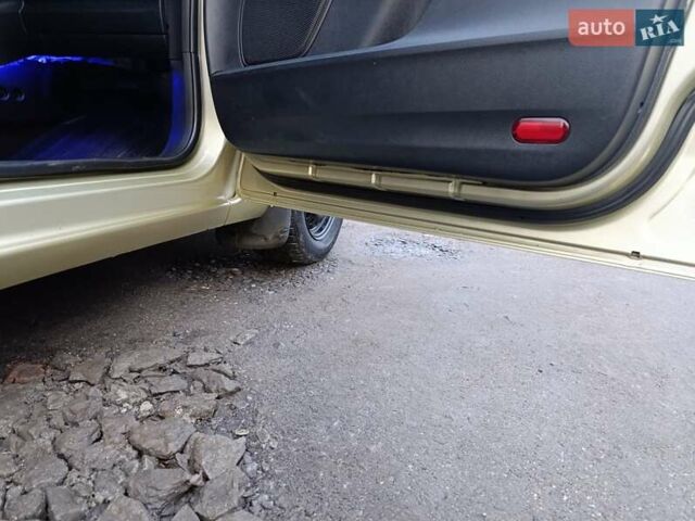 Бежевый Форд С-Макс, объемом двигателя 2 л и пробегом 336 тыс. км за 5900 $, фото 18 на Automoto.ua