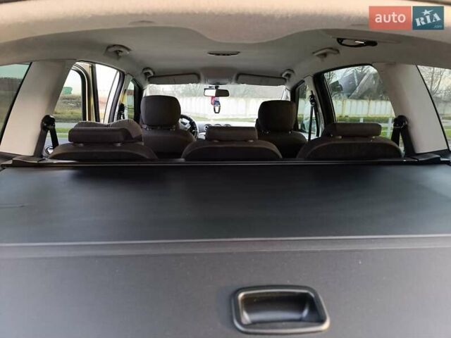 Бежевый Форд С-Макс, объемом двигателя 2 л и пробегом 336 тыс. км за 5900 $, фото 88 на Automoto.ua