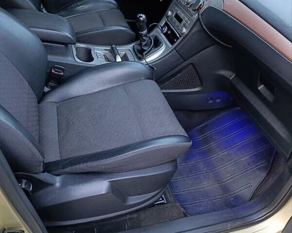 Бежевый Форд С-Макс, объемом двигателя 2 л и пробегом 336 тыс. км за 5900 $, фото 20 на Automoto.ua