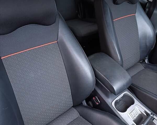 Бежевый Форд С-Макс, объемом двигателя 2 л и пробегом 336 тыс. км за 5900 $, фото 25 на Automoto.ua