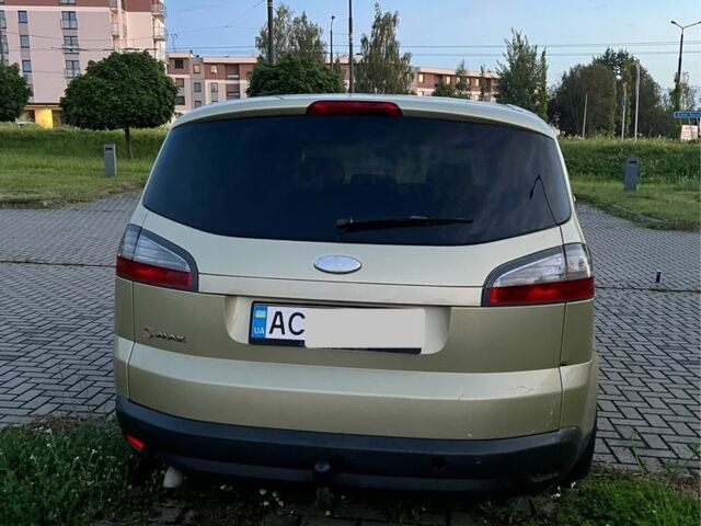Бежевый Форд С-Макс, объемом двигателя 1.8 л и пробегом 320 тыс. км за 4800 $, фото 5 на Automoto.ua