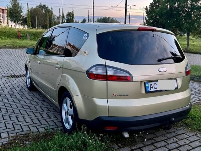 Бежевый Форд С-Макс, объемом двигателя 1.8 л и пробегом 320 тыс. км за 4800 $, фото 3 на Automoto.ua