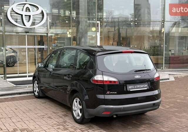 Черный Форд С-Макс, объемом двигателя 2 л и пробегом 207 тыс. км за 5912 $, фото 1 на Automoto.ua