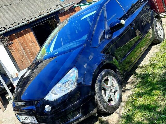 Черный Форд С-Макс, объемом двигателя 2 л и пробегом 280 тыс. км за 6500 $, фото 3 на Automoto.ua