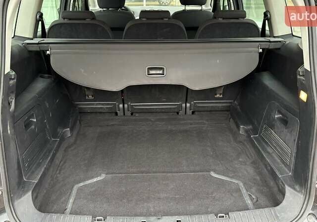 Черный Форд С-Макс, объемом двигателя 2 л и пробегом 207 тыс. км за 5912 $, фото 9 на Automoto.ua