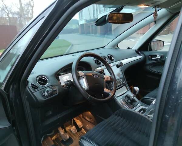 Черный Форд С-Макс, объемом двигателя 2 л и пробегом 385 тыс. км за 6500 $, фото 22 на Automoto.ua