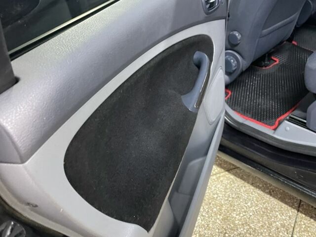 Форд С-Макс 2006 в Одессе на Automoto.ua Черный Форд С-Макс, объемом двигателя 1.8 л и пробегом 380 тыс. км за 5200 $, фото 7 на Automoto.ua