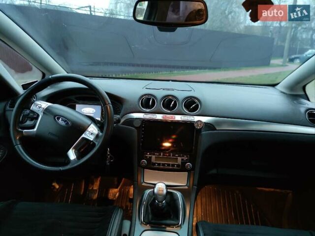 Черный Форд С-Макс, объемом двигателя 2 л и пробегом 385 тыс. км за 6500 $, фото 19 на Automoto.ua