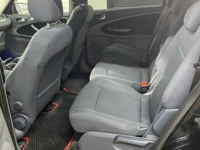 Форд С-Макс 2006 в Одессе на Automoto.ua Черный Форд С-Макс, объемом двигателя 1.8 л и пробегом 380 тыс. км за 5200 $, фото 6 на Automoto.ua