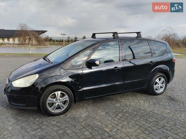 Черный Форд С-Макс, объемом двигателя 2 л и пробегом 218 тыс. км за 6300 $, фото 3 на Automoto.ua