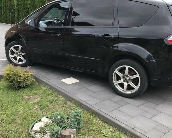 Черный Форд С-Макс, объемом двигателя 2 л и пробегом 312 тыс. км за 3250 $, фото 5 на Automoto.ua