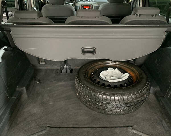 Чорний Форд С-Макс, об'ємом двигуна 2.26 л та пробігом 183 тис. км за 7000 $, фото 8 на Automoto.ua