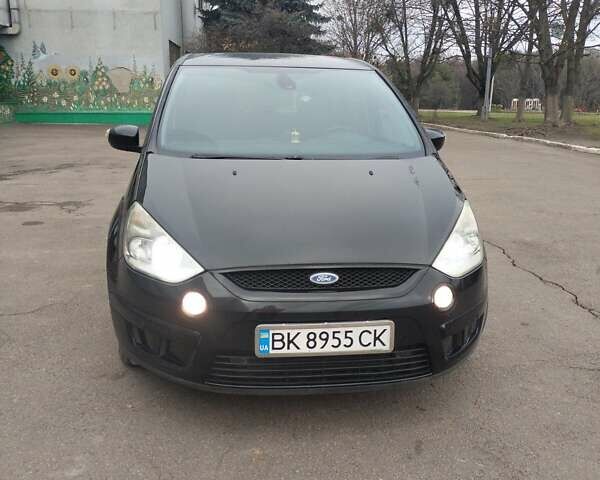 Чорний Форд С-Макс, об'ємом двигуна 2 л та пробігом 285 тис. км за 6200 $, фото 1 на Automoto.ua