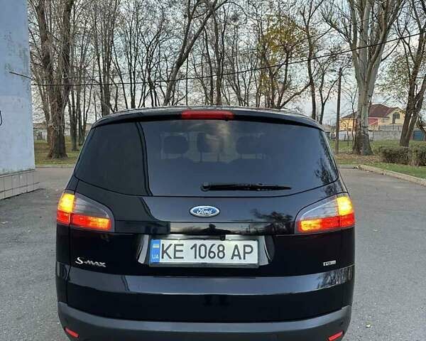 Чорний Форд С-Макс, об'ємом двигуна 2 л та пробігом 184 тис. км за 8900 $, фото 1 на Automoto.ua