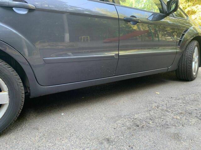 Черный Форд С-Макс, объемом двигателя 1.8 л и пробегом 272 тыс. км за 4400 $, фото 11 на Automoto.ua