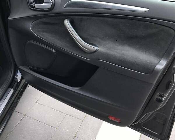 Черный Форд С-Макс, объемом двигателя 2 л и пробегом 312 тыс. км за 3250 $, фото 21 на Automoto.ua