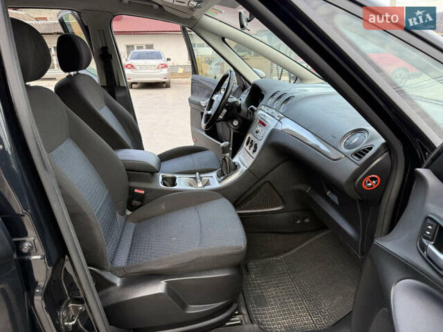 Чорний Форд С-Макс, об'ємом двигуна 2 л та пробігом 194 тис. км за 6250 $, фото 20 на Automoto.ua