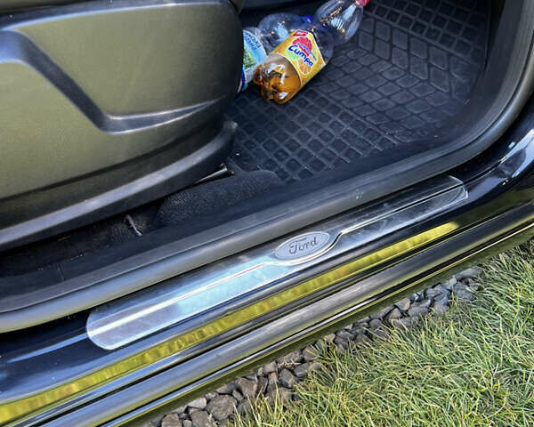 Черный Форд С-Макс, объемом двигателя 2 л и пробегом 370 тыс. км за 8500 $, фото 12 на Automoto.ua