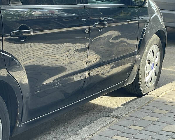 Чорний Форд С-Макс, об'ємом двигуна 2 л та пробігом 305 тис. км за 5700 $, фото 8 на Automoto.ua