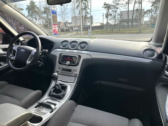 Чорний Форд С-Макс, об'ємом двигуна 2 л та пробігом 280 тис. км за 4200 $, фото 12 на Automoto.ua