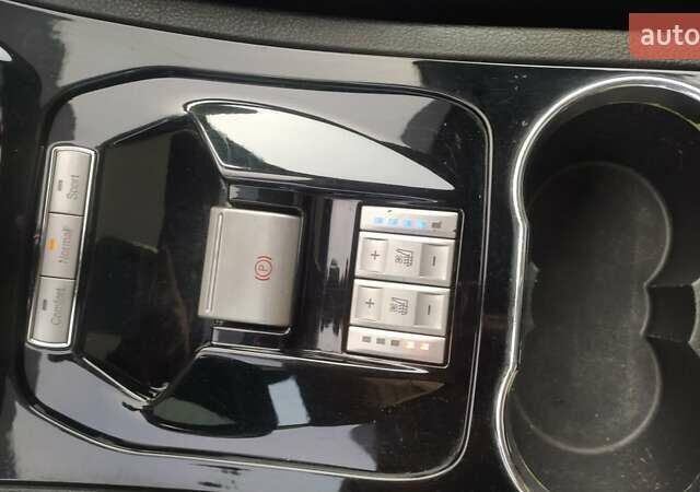 Чорний Форд С-Макс, об'ємом двигуна 2.2 л та пробігом 243 тис. км за 8500 $, фото 16 на Automoto.ua