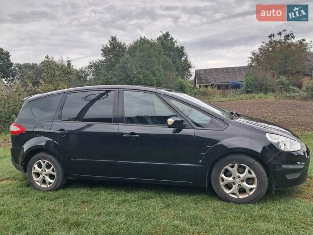 Черный Форд С-Макс, объемом двигателя 2 л и пробегом 230 тыс. км за 7900 $, фото 1 на Automoto.ua