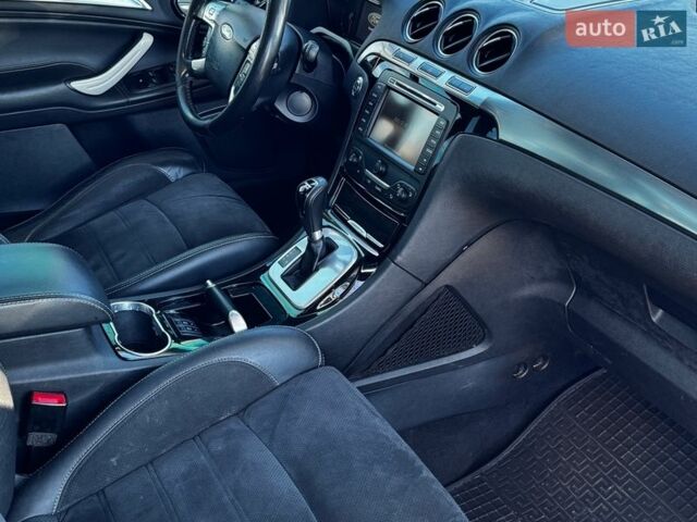Чорний Форд С-Макс, об'ємом двигуна 2 л та пробігом 317 тис. км за 7499 $, фото 22 на Automoto.ua