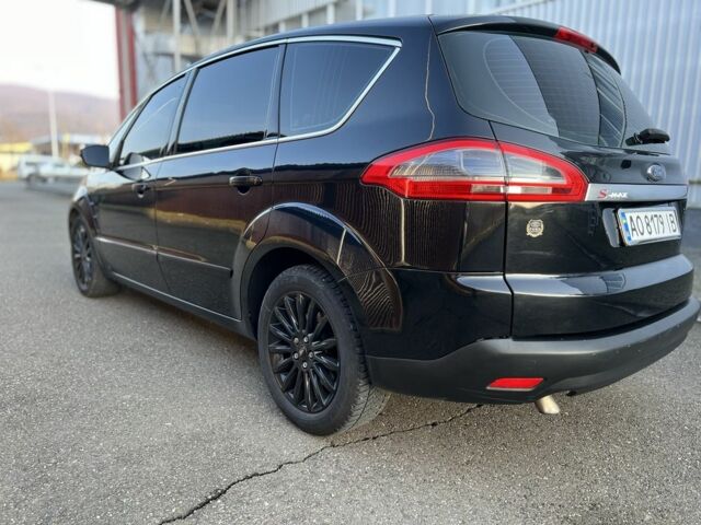 Чорний Форд С-Макс, об'ємом двигуна 2 л та пробігом 308 тис. км за 9800 $, фото 3 на Automoto.ua