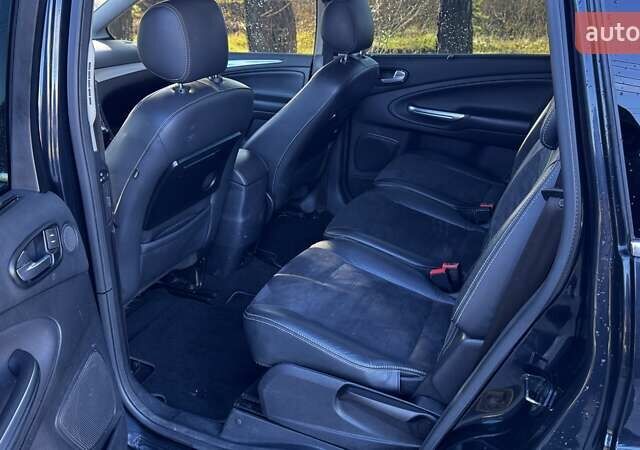 Черный Форд С-Макс, объемом двигателя 2 л и пробегом 187 тыс. км за 8599 $, фото 10 на Automoto.ua