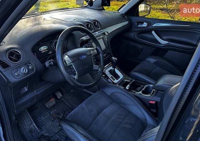 Черный Форд С-Макс, объемом двигателя 2 л и пробегом 187 тыс. км за 8599 $, фото 8 на Automoto.ua