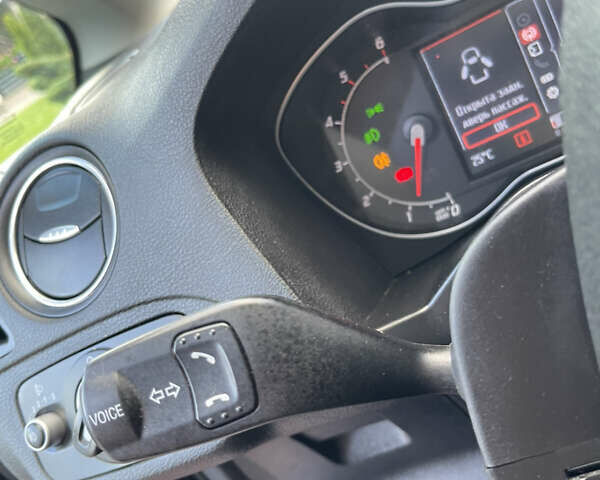 Черный Форд С-Макс, объемом двигателя 2 л и пробегом 241 тыс. км за 9550 $, фото 114 на Automoto.ua