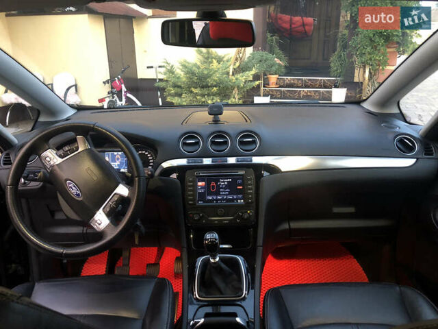 Черный Форд С-Макс, объемом двигателя 1.6 л и пробегом 285 тыс. км за 9200 $, фото 9 на Automoto.ua