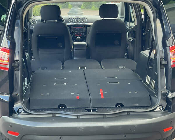 Черный Форд С-Макс, объемом двигателя 2 л и пробегом 241 тыс. км за 9550 $, фото 74 на Automoto.ua