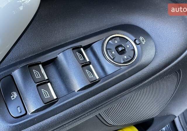 Черный Форд С-Макс, объемом двигателя 2 л и пробегом 187 тыс. км за 8599 $, фото 20 на Automoto.ua