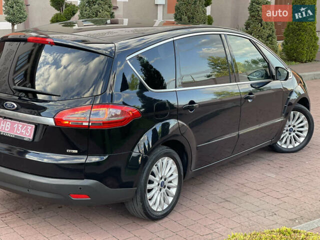 Черный Форд С-Макс, объемом двигателя 2 л и пробегом 241 тыс. км за 9550 $, фото 1 на Automoto.ua
