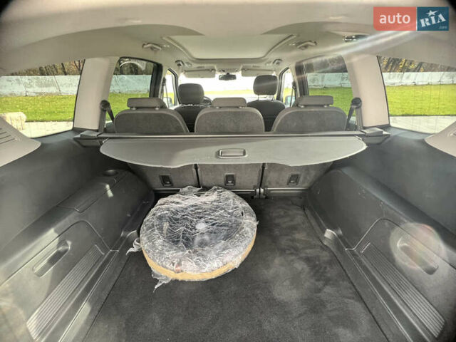 Черный Форд С-Макс, объемом двигателя 1.6 л и пробегом 229 тыс. км за 8600 $, фото 13 на Automoto.ua