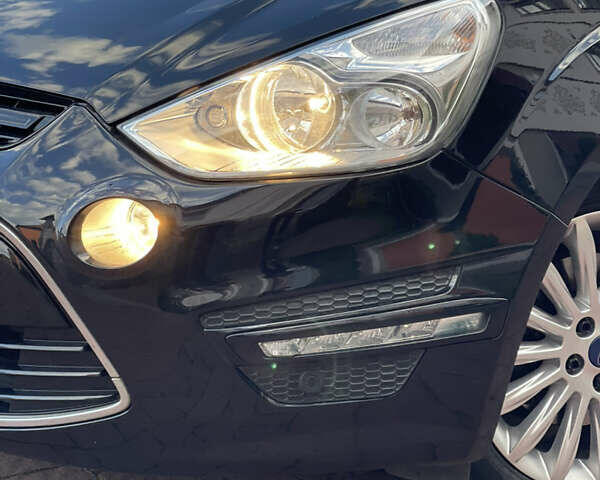 Черный Форд С-Макс, объемом двигателя 2 л и пробегом 241 тыс. км за 9550 $, фото 21 на Automoto.ua