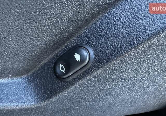 Черный Форд С-Макс, объемом двигателя 2 л и пробегом 187 тыс. км за 8599 $, фото 21 на Automoto.ua