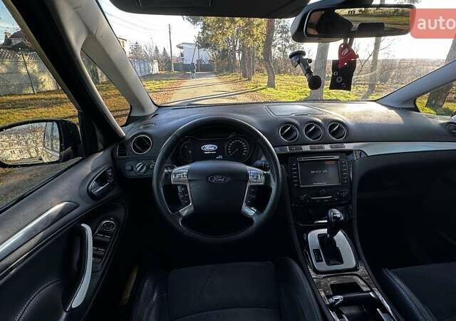 Черный Форд С-Макс, объемом двигателя 2 л и пробегом 187 тыс. км за 8599 $, фото 16 на Automoto.ua