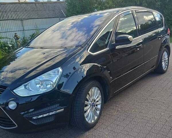 Черный Форд С-Макс, объемом двигателя 2 л и пробегом 340 тыс. км за 9600 $, фото 2 на Automoto.ua