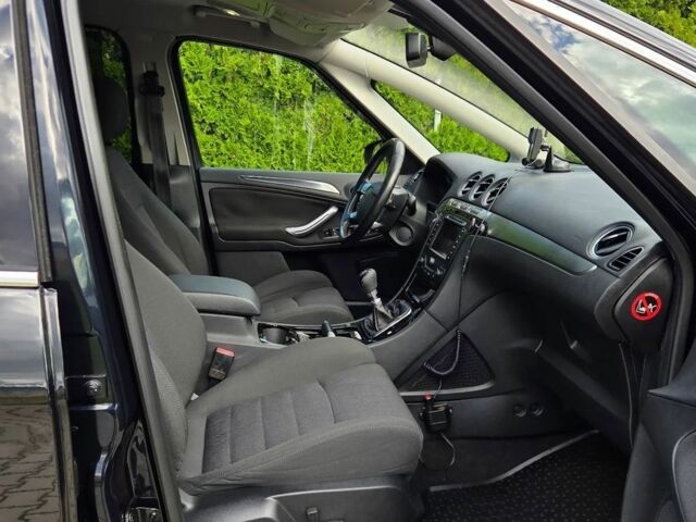 Черный Форд С-Макс, объемом двигателя 2 л и пробегом 245 тыс. км за 7800 $, фото 20 на Automoto.ua