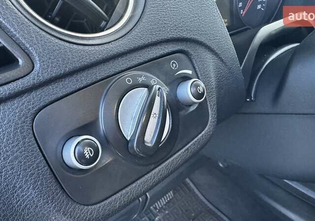 Черный Форд С-Макс, объемом двигателя 2 л и пробегом 187 тыс. км за 8599 $, фото 19 на Automoto.ua