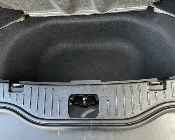 Черный Форд С-Макс, объемом двигателя 2 л и пробегом 241 тыс. км за 9550 $, фото 60 на Automoto.ua