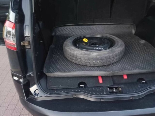 Черный Форд С-Макс, объемом двигателя 2 л и пробегом 340 тыс. км за 8600 $, фото 10 на Automoto.ua