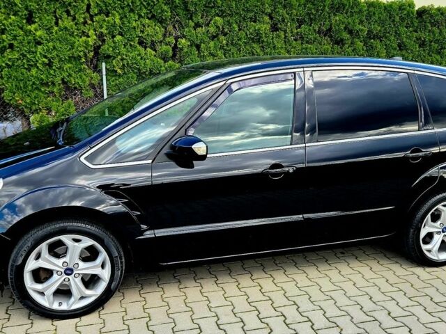 Черный Форд С-Макс, объемом двигателя 2 л и пробегом 245 тыс. км за 7800 $, фото 13 на Automoto.ua