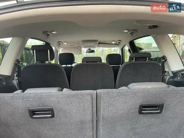 Черный Форд С-Макс, объемом двигателя 2 л и пробегом 241 тыс. км за 9550 $, фото 67 на Automoto.ua