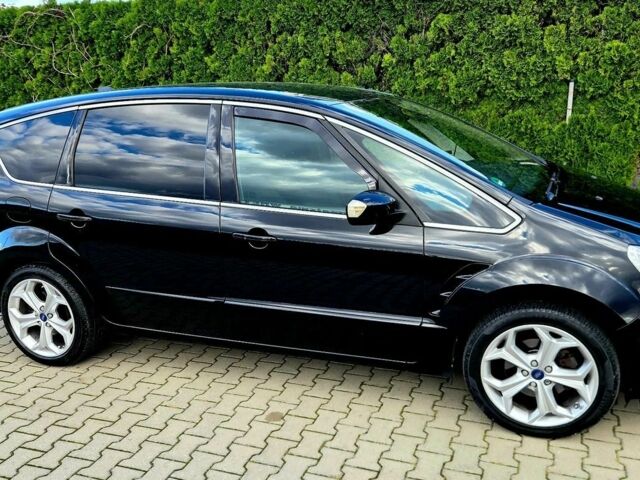 Черный Форд С-Макс, объемом двигателя 2 л и пробегом 245 тыс. км за 7800 $, фото 4 на Automoto.ua