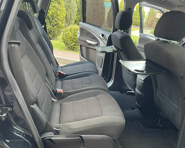 Черный Форд С-Макс, объемом двигателя 2 л и пробегом 241 тыс. км за 9550 $, фото 64 на Automoto.ua